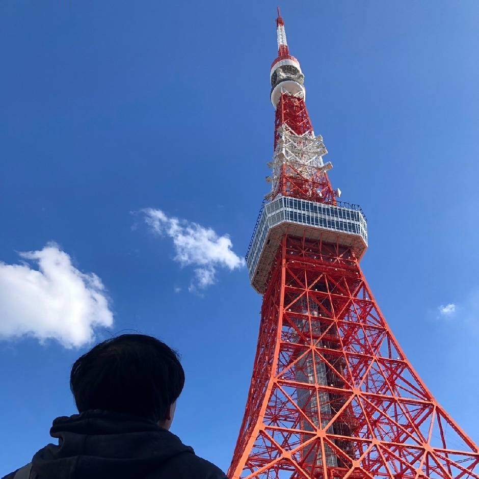 Simba Hu — Data & AI Consultant